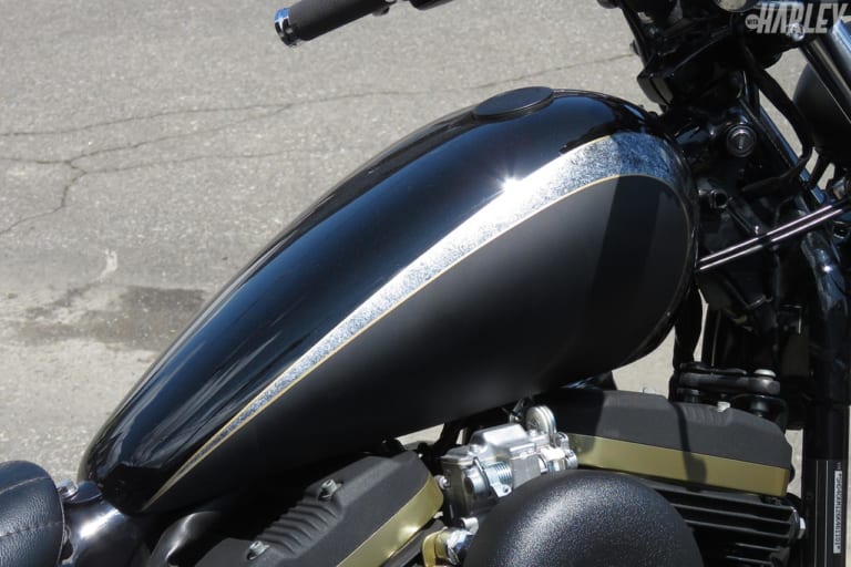 ハーレーダビッドソンXL883R S&Fモーターサイクルカスタム|ハーレー スポーツスター883Rカスタム【軽快なフットワークとシャープなルックス】