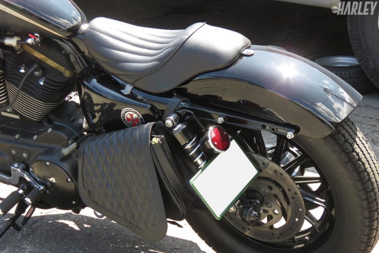 ハーレーダビッドソンXL883R S&Fモーターサイクルカスタム|ハーレー スポーツスター883Rカスタム【軽快なフットワークとシャープなルックス】