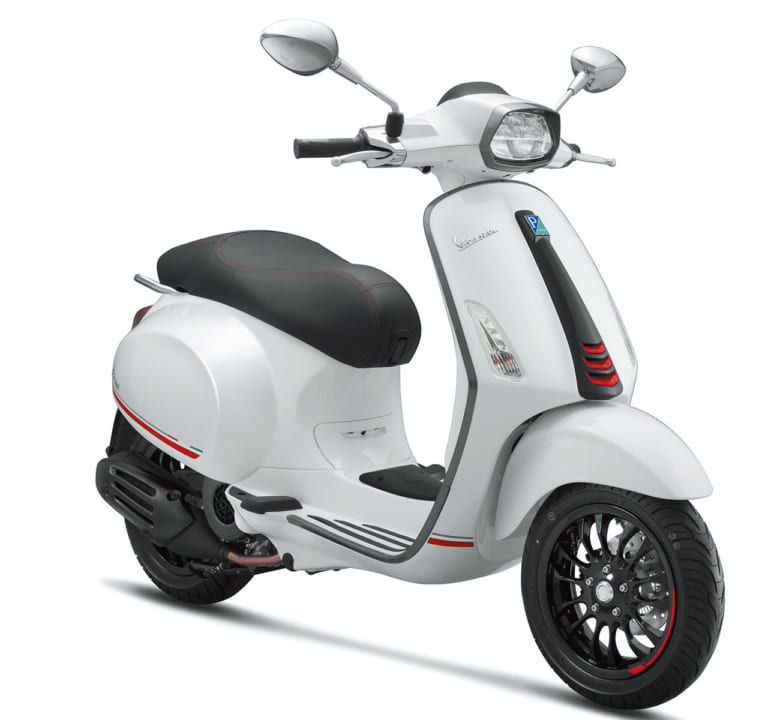 ベスパ スプリント 150 ABS/カーボン|’20新車バイク総覧〈スクーター|外国車#2/3〉イタルジェット ベスパ ランブレッタ他