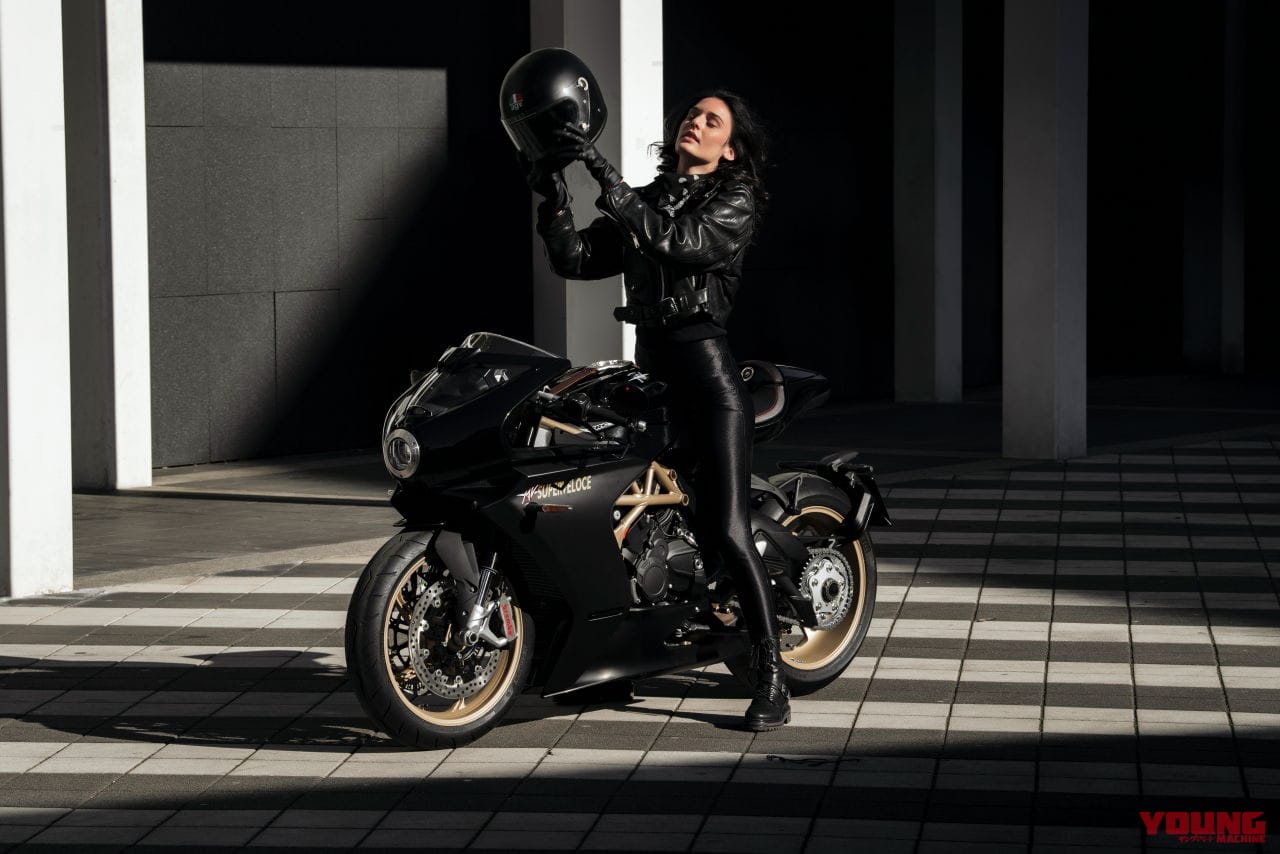 MVアグスタ スーパーベローチェ800|工場再稼働のMVアグスタが「スーパーベローチェ800」に追加カラーを発表! 新鮮な黒と伝統の赤×銀