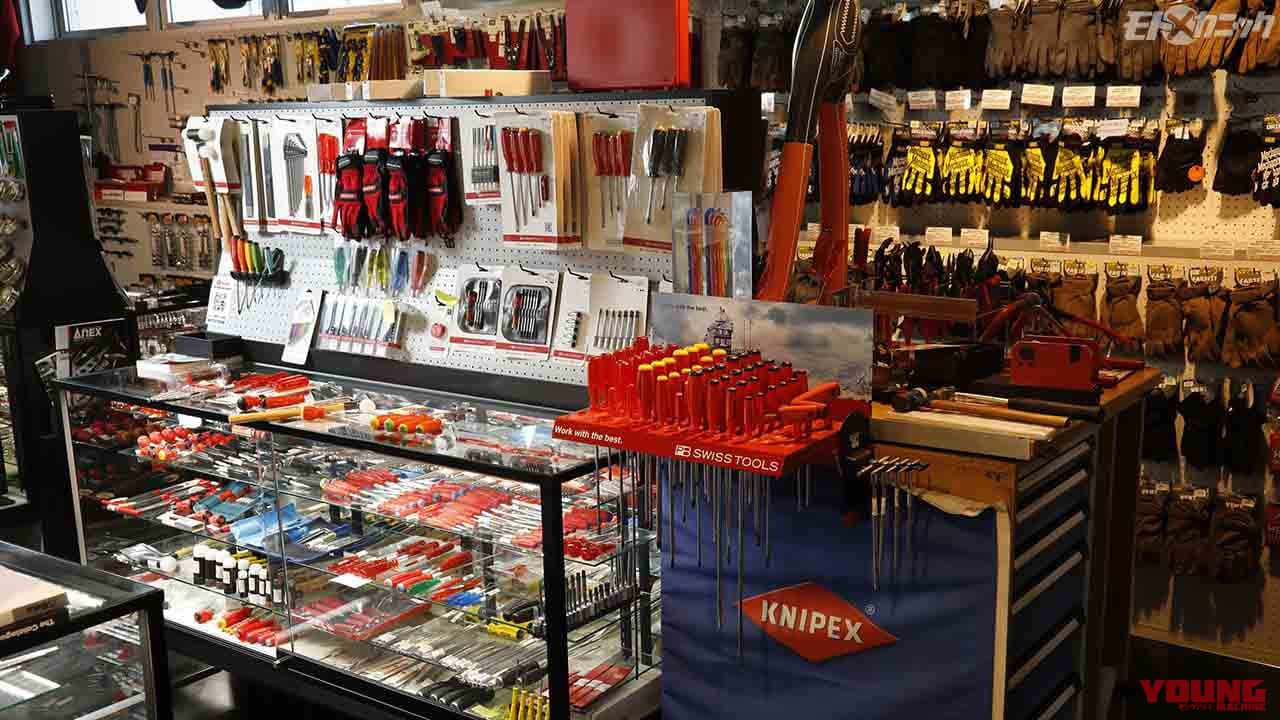 ワールドインポートツールズ横浜店内