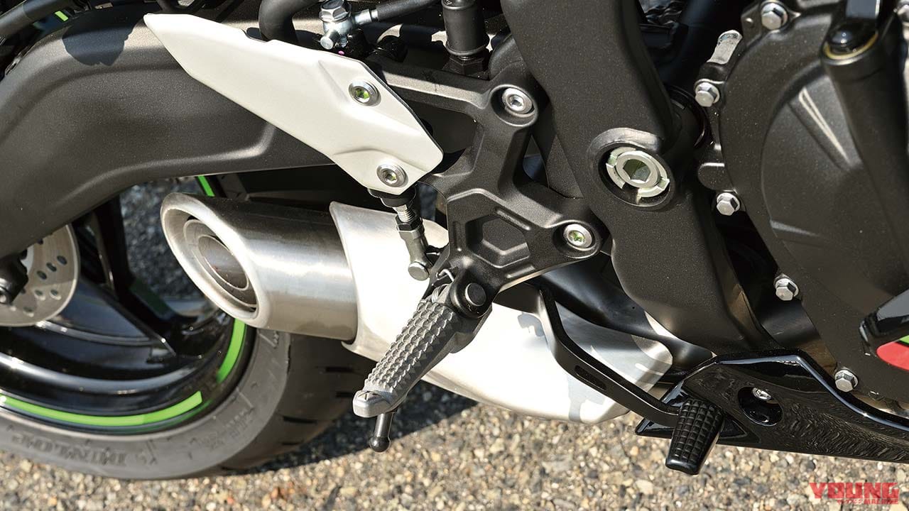 カワサキ ニンジャZX-25R|’20カワサキ ニンジャZX-25R市販予定車 実物チェック【正式発表までもう少し】