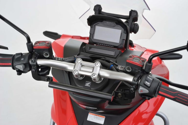 ホンダADV150 デイトナカスタム|’20新作カスタムマシン〈デイトナ〉×3モデル【ハンターカブ、レブル、ADV150】