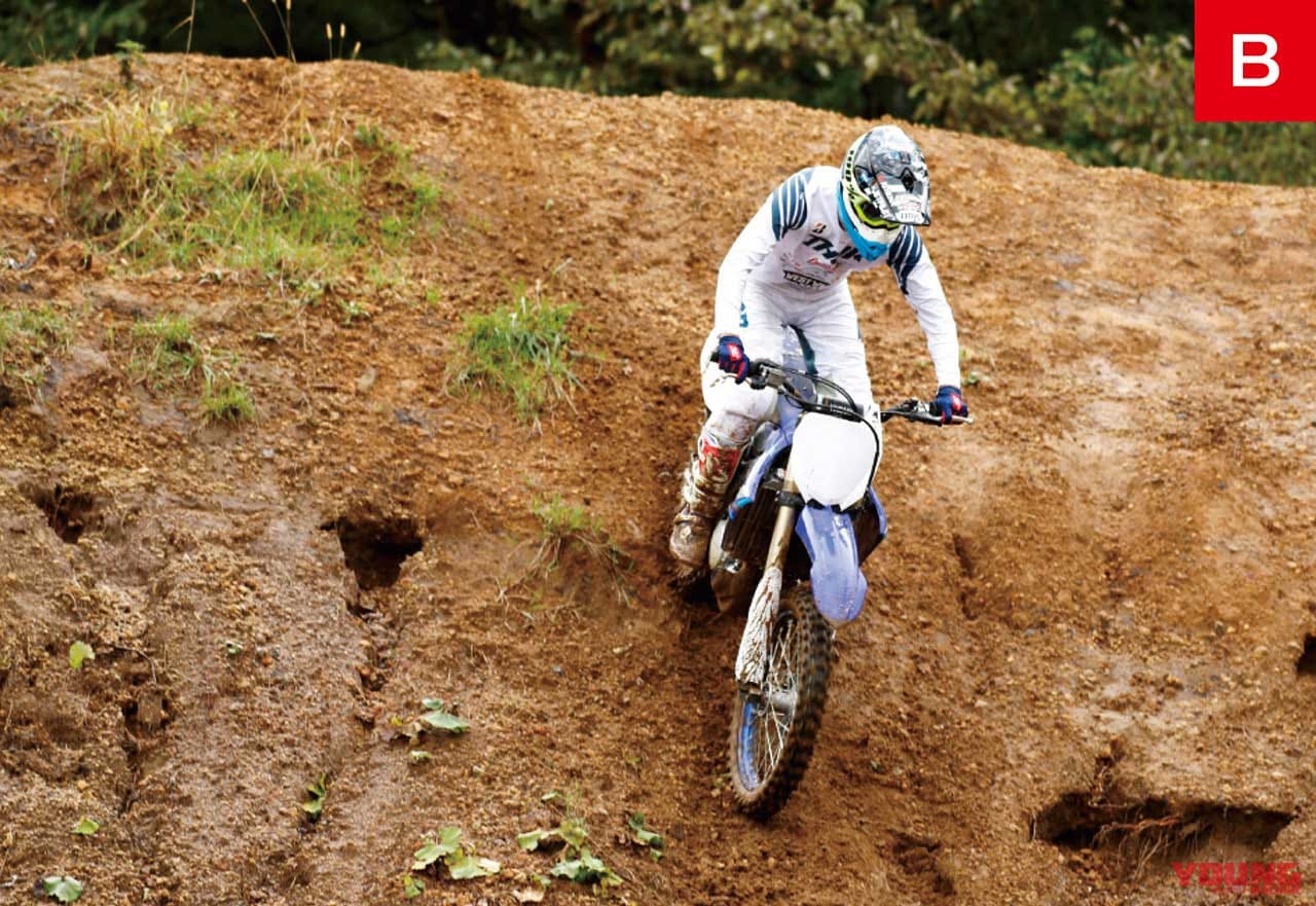 下り坂をスムーズに走る方法【渡辺学のスキルアップラボ】|ヒルクライム下り坂をスムーズに走る方法【渡辺学のオフロードスキルアップラボ】