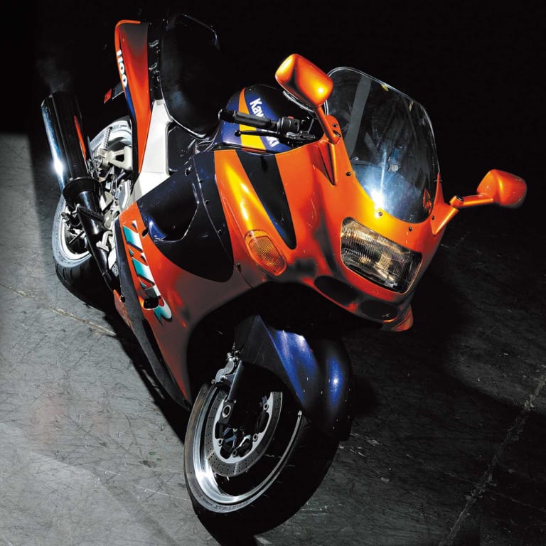 カワサキ ZZ-R1100|時代を切り拓いた革新のエポックマシン:カワサキZZ-R1100【大型初・ラムエア】