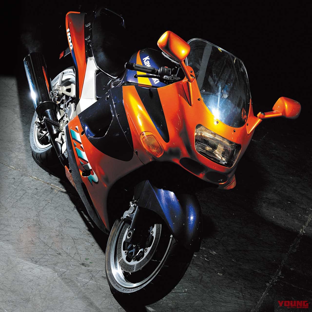 カワサキ ZZ-R1100|時代を切り拓いた革新のエポックマシン:カワサキZZ-R1100【大型初・ラムエア】