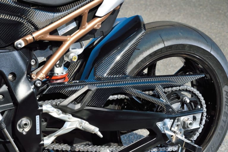 マジカルレーシングBMW S1000RRカスタム|’19 BMW S1000RRマジカルレーシングカスタム【カーボンボディパーツ装着】
