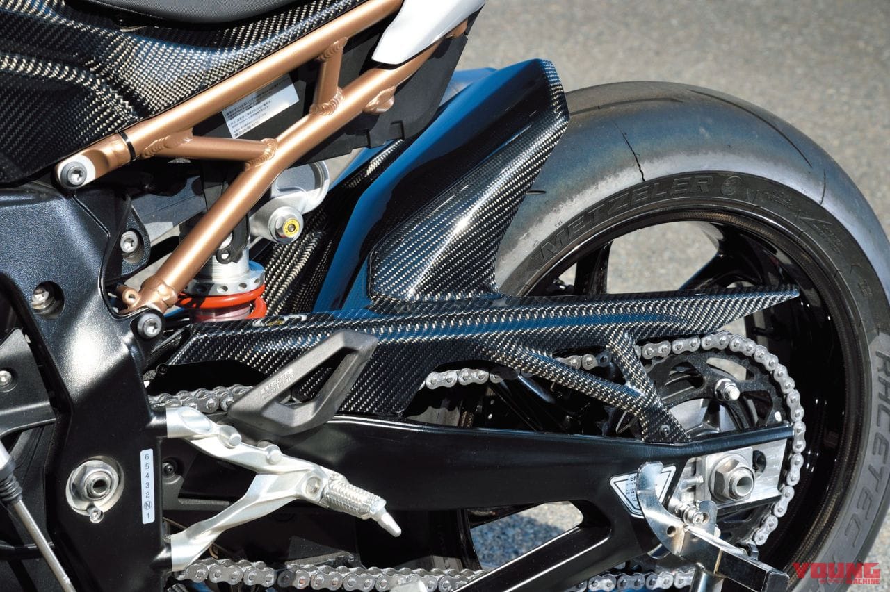 マジカルレーシングBMW S1000RRカスタム|’19 BMW S1000RRマジカルレーシングカスタム【カーボンボディパーツ装着】