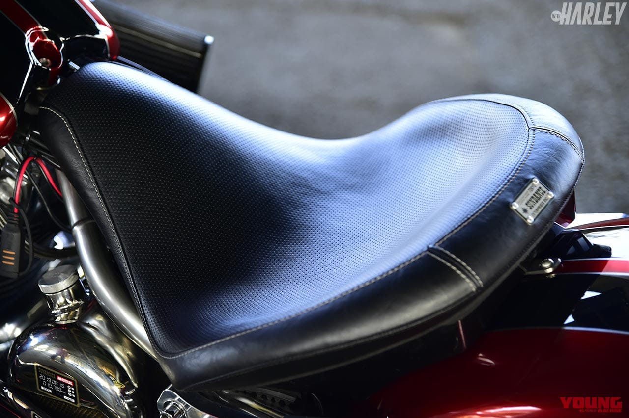 サドルシート|アメリカ大陸横断前提のハーレー最強ホッドロッドツアラー・サンダンス「トランザム」