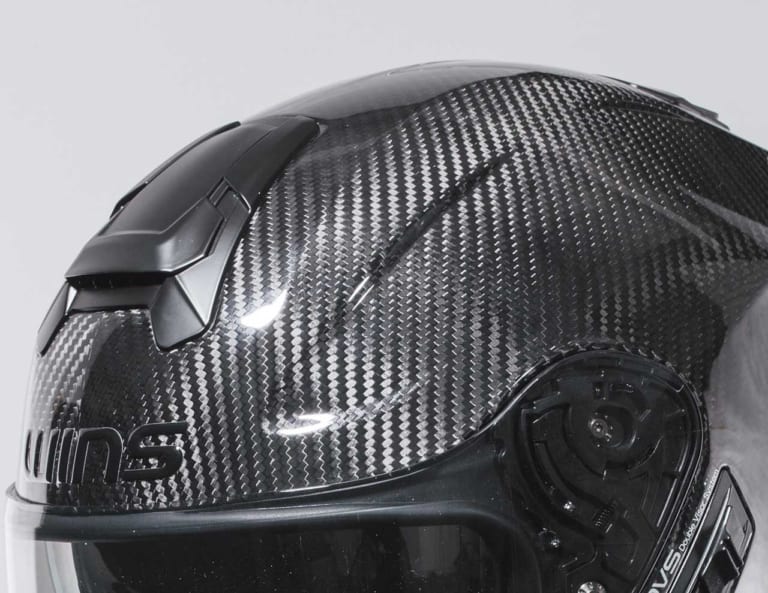 カーボン帽体|’20ヘルメット最新潮流×6ポイント【超大型スポイラーからスマートヘルメットまで】