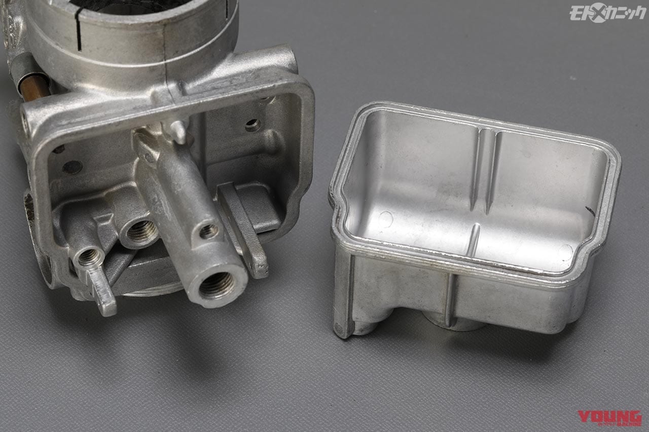 EZブラストによる重曹ブラストでキャブレタークリーンナップ|重曹を使った「EZブラスト」でキャブレターを徹底洗浄【湯通しで残留メディアがガス化】