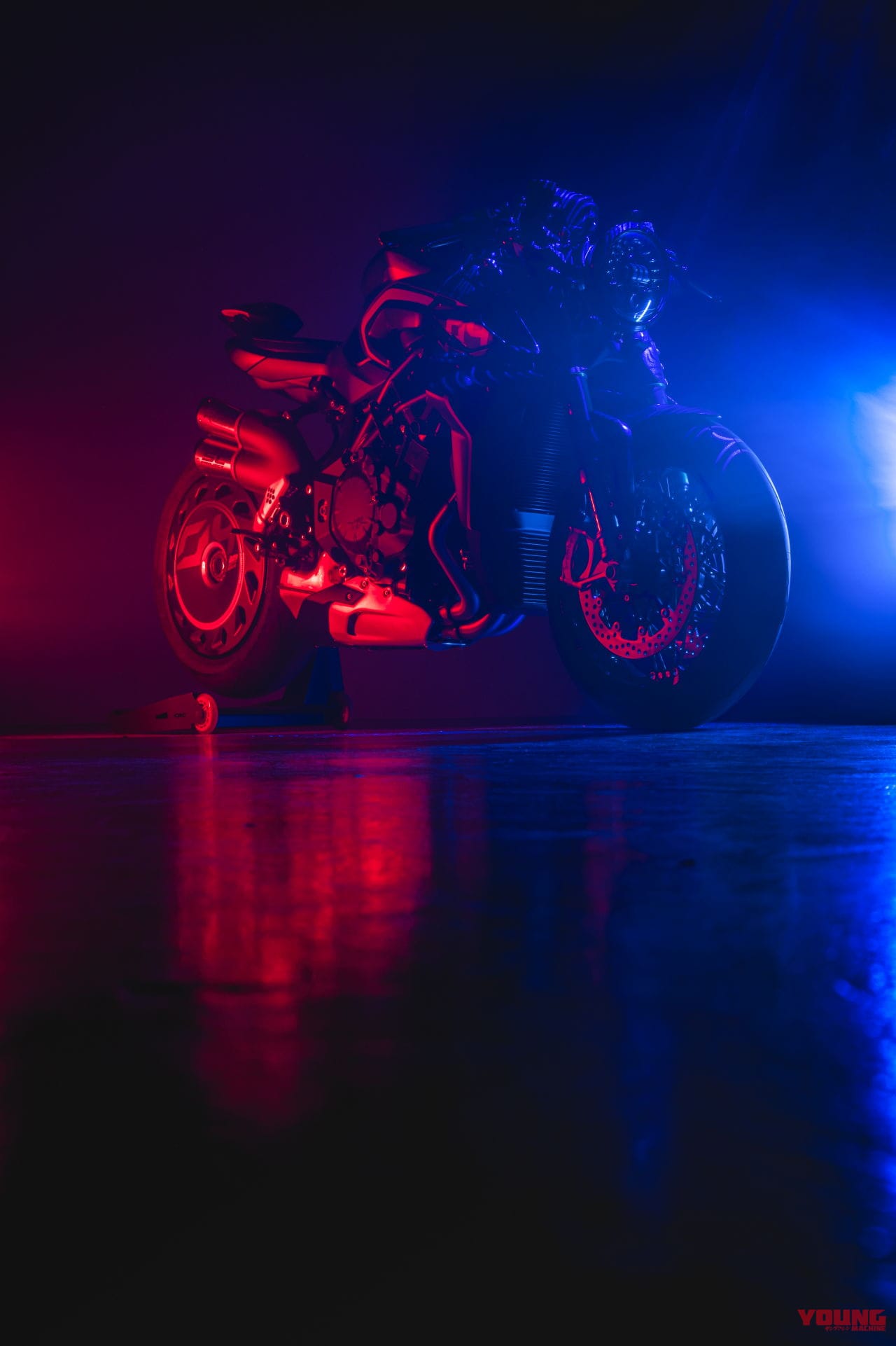 MV AGUSTA RUSH 1000|世界で300台のハイパーカフェレーサー! MVアグスタ「RUSH 1000(ラッシュ)」限定版が生産開始