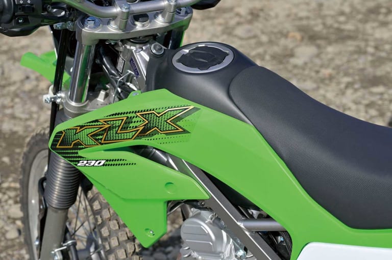 KLX230／CRF250L／セロー250FE徹底比較【#5 サス｜エンジン｜積載性】 | WEBヤングマシン｜最新バイク情報