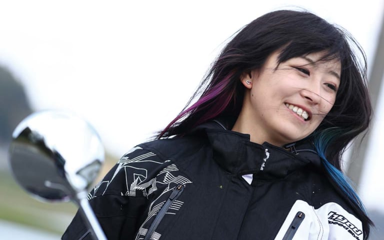 岡崎静夏の’20ホンダCB400SF試乗インプレ|岡崎静夏の’20ホンダCB400SF試乗インプレ前編【”変わらない”がカッコいい】