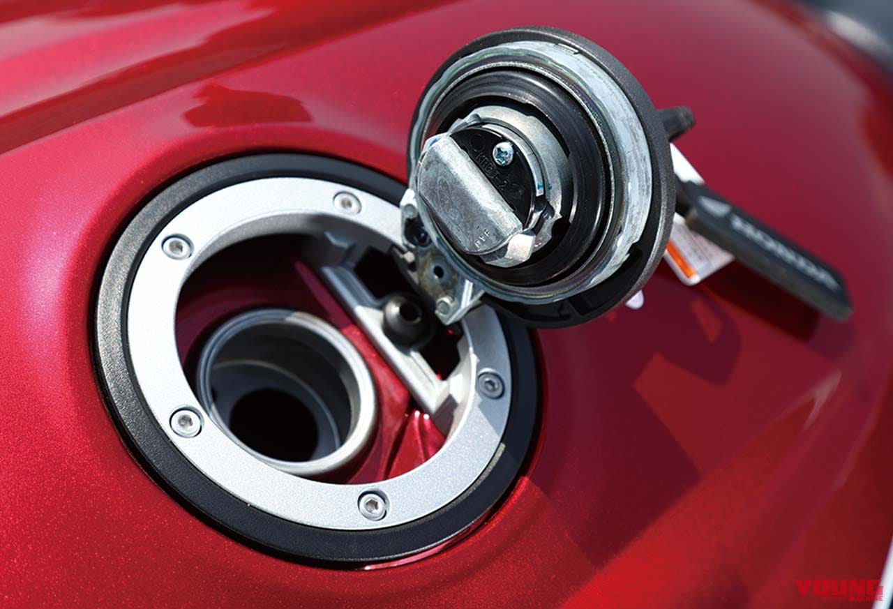 岡崎静夏の’20ホンダCB400 SF試乗インプレ|岡崎静夏の’20ホンダCB400 SF試乗インプレ後編【優れたスポーツのツール】