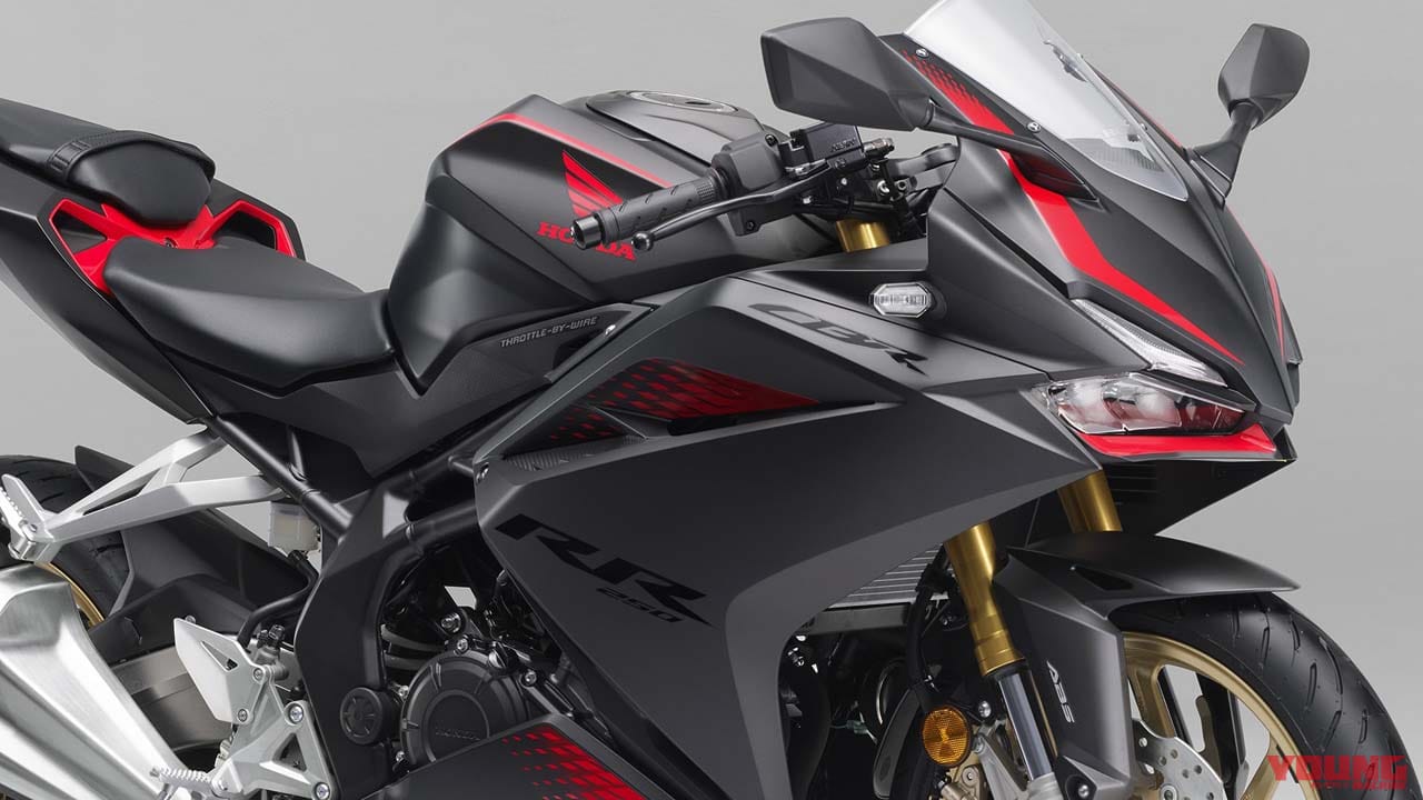 ZX-25R対抗で2気筒最強の41psに！ ホンダ「CBR250RR」2020年モデルが 