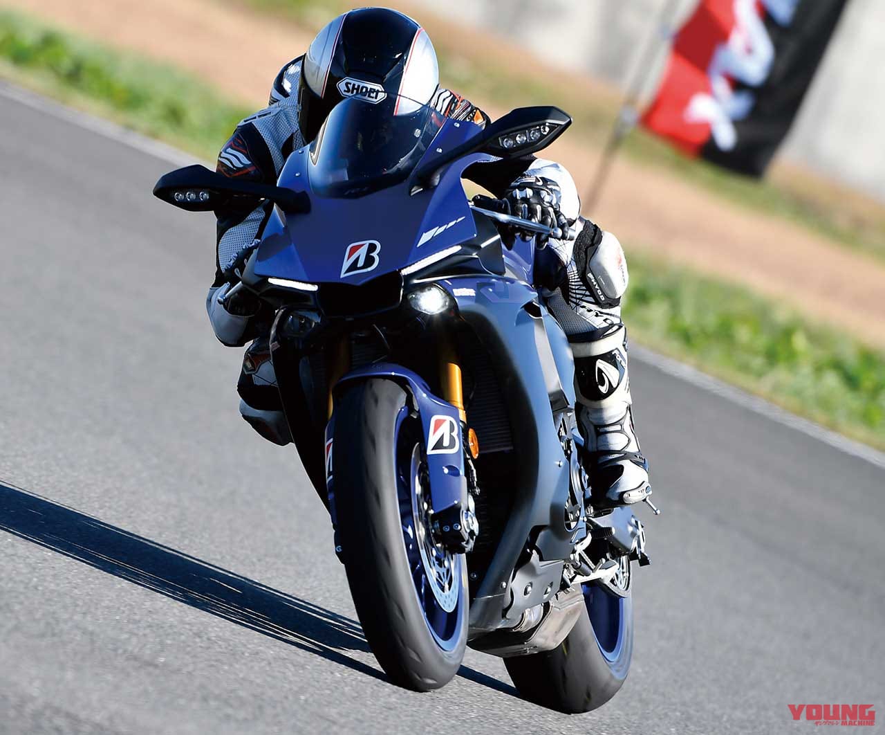 ブリヂストン バトラックス レーシングストリート RS11|’20新作ラジアルタイヤ ピンポイント解説〈前編:ブリヂストン|ミシュラン〉