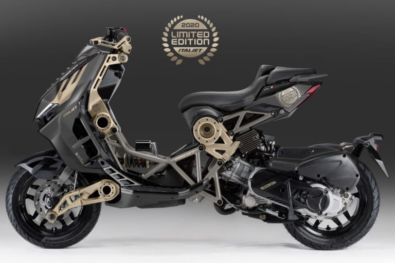 イタルジェット ドラッグスター/DRAGSTER|生産開始間近!! イタルジェット「ドラッグスター」のテストライダー&アンバサダーにドヴィツィオーゾが就任!