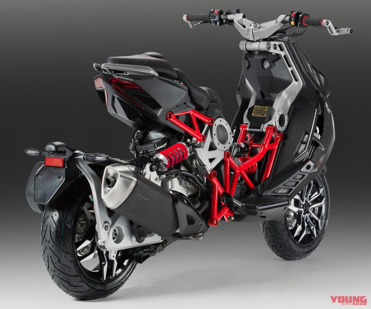 イタルジェット ドラッグスター/DRAGSTER|生産開始間近!! イタルジェット「ドラッグスター」のテストライダー&アンバサダーにドヴィツィオーゾが就任!