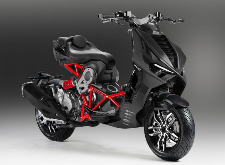 イタルジェット ドラッグスター/DRAGSTER|生産開始間近!! イタルジェット「ドラッグスター」のテストライダー&アンバサダーにドヴィツィオーゾが就任!