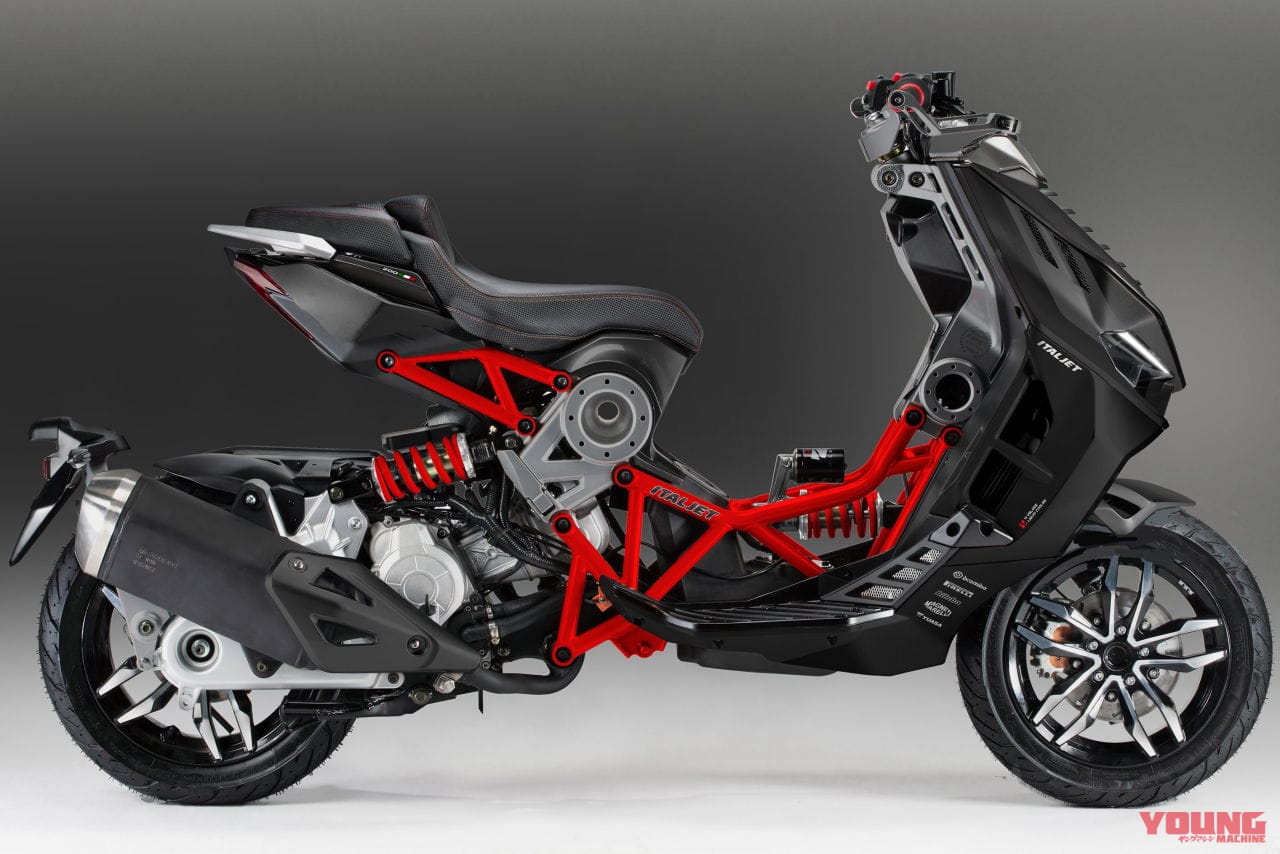 イタルジェット ドラッグスター/DRAGSTER|生産開始間近!! イタルジェット「ドラッグスター」のテストライダー&アンバサダーにドヴィツィオーゾが就任!