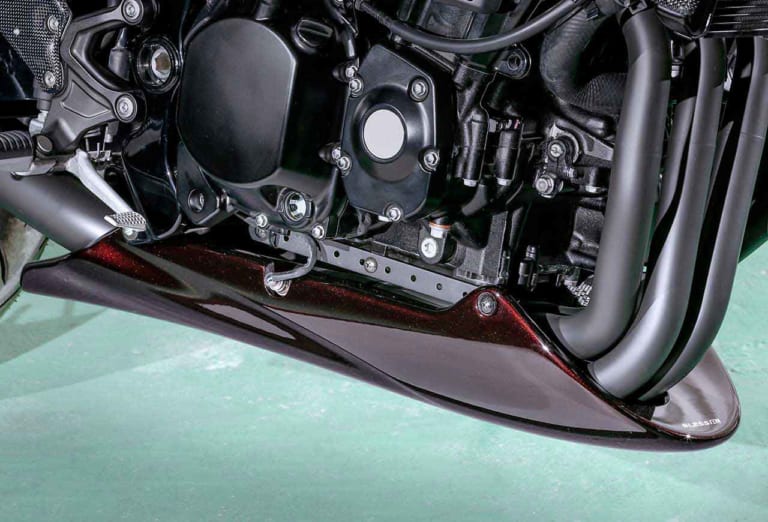 アンダーカウル|カワサキZ900RSをカーボンエアロでスポーティにドレスアップ【ブレス アールズ】