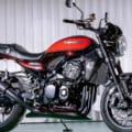 カワサキZ900RSをカーボンエアロでスポーティにドレスアップ【ブレス アールズ】