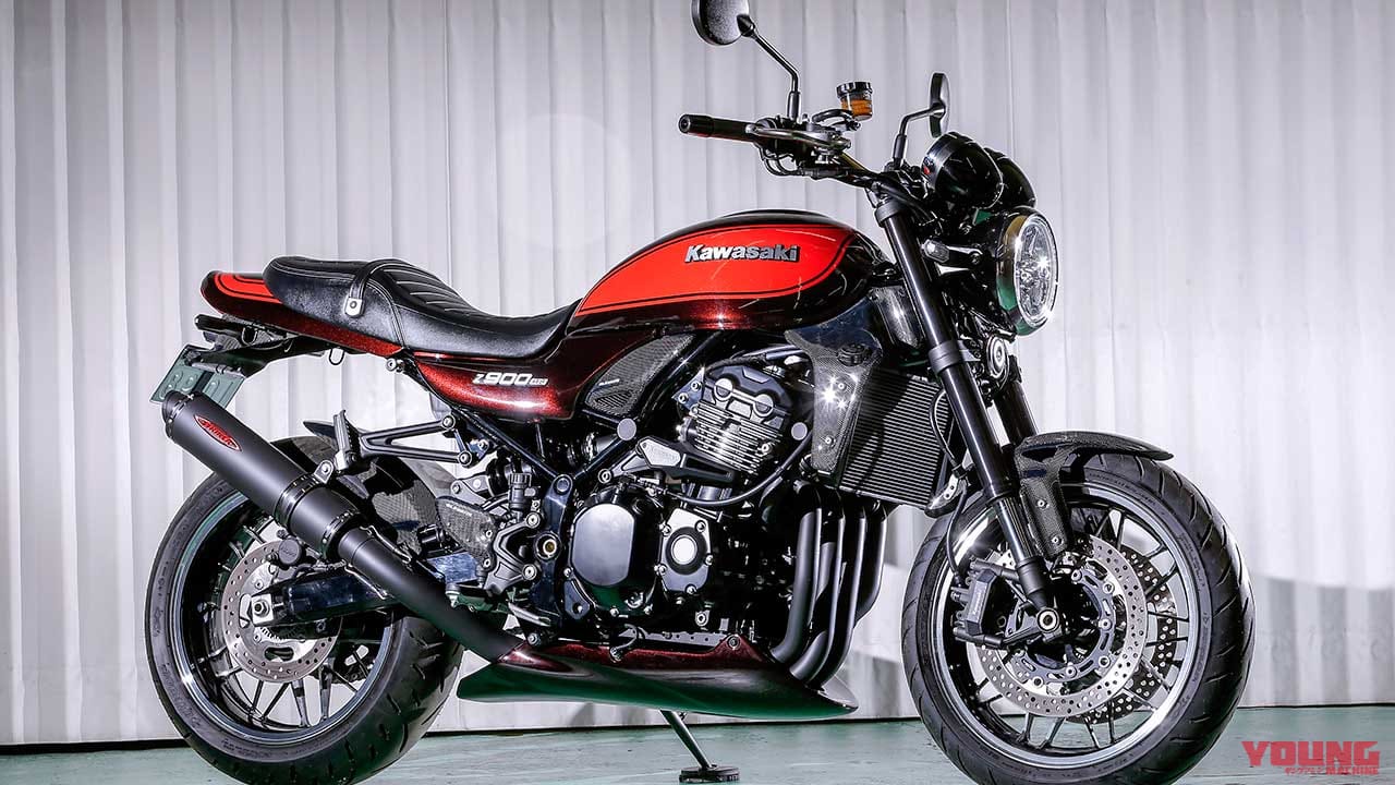 |カワサキZ900RSをカーボンエアロでスポーティにドレスアップ【ブレス アールズ】
