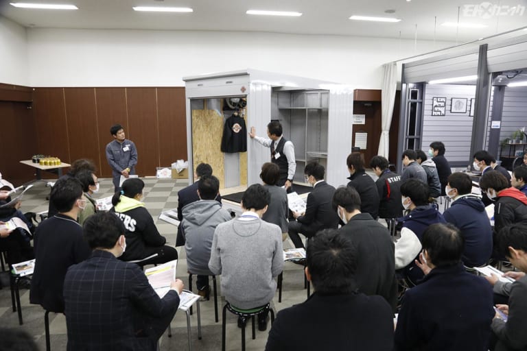 店舗スタッフと共有するロールプレイング|デイトナのバイク専用ガレージが出荷累計1000棟を達成 【盗難防止にも役立つ】