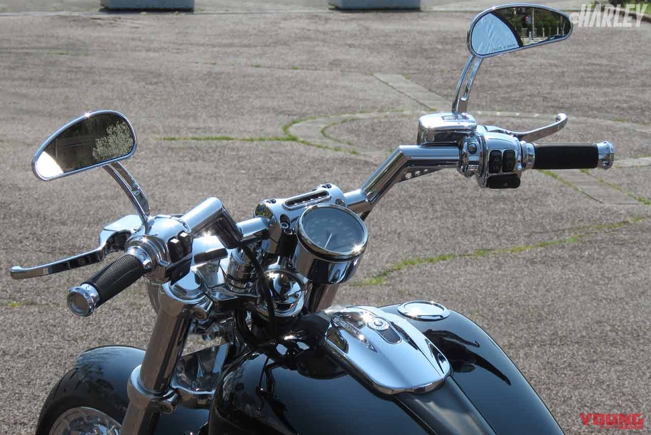 トラスク製のVラインバー|ソフテイルブレイクアウトのスープアップカスタム【ハーレーカスタムトレンドNEWS】