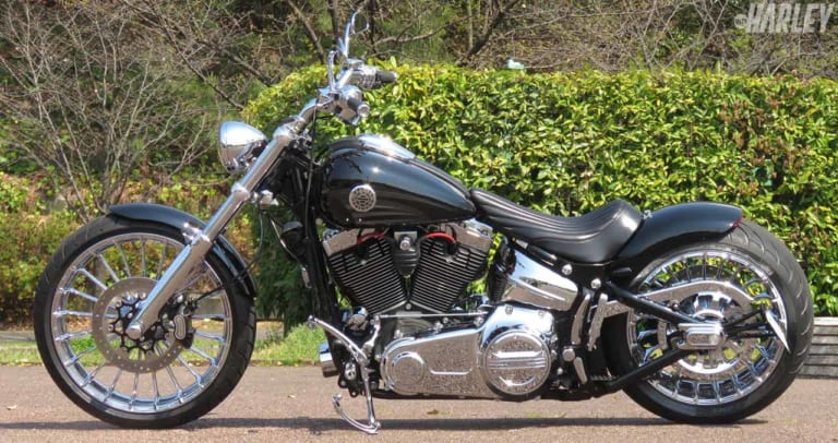 ソフテイルブレイクアウトのスープアップカスタム【ハーレーカスタムトレンドNEWS】|ソフテイルブレイクアウトのスープアップカスタム【ハーレーカスタムトレンドNEWS】