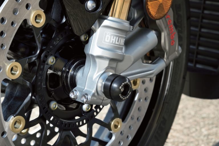 ホンダ CBR1000RR-Rベビーフェイスカスタム|ホンダCBR1000RR-Rベビーフェイスカスタム【ワンランクアップのパフォーマンス】