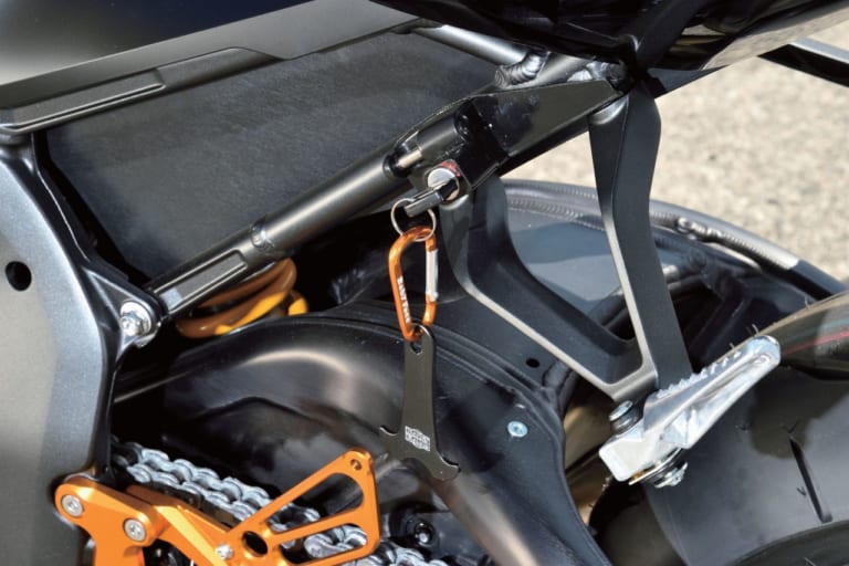 ホンダ CBR1000RR-Rベビーフェイスカスタム|ホンダCBR1000RR-Rベビーフェイスカスタム【ワンランクアップのパフォーマンス】