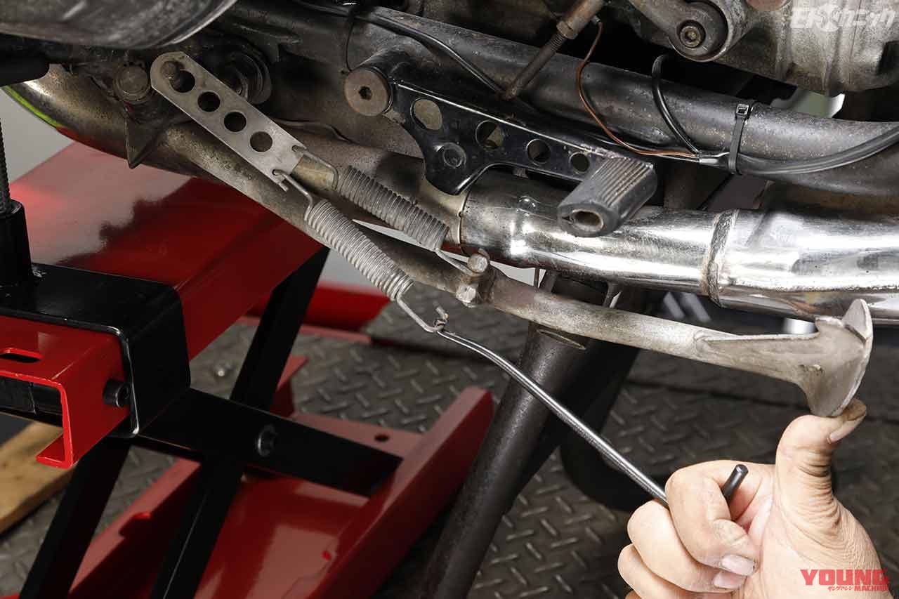 テンションスプリングツール AB-7|KTC|モトメカニック編集部が選ぶKTCおすすめツール5選【最新アイテムから超定番まで】