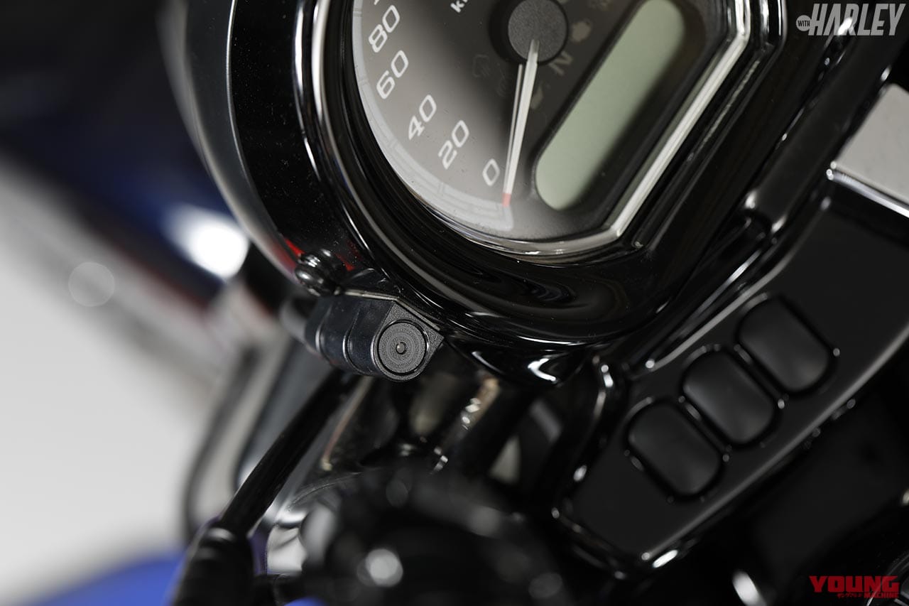 Gps搭載 Etc2 0車載器 Msc Be700e をハーレーに装着してみた Webヤングマシン 最新バイク情報 Gps搭載 Etc2 0車載器 Msc Be700e をハーレーに装着してみた Webヤングマシン 最新バイク情報