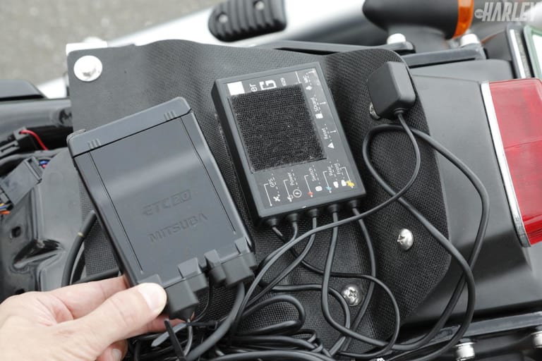GPS搭載 ETC2.0車載器「MSC-BE700E」ハーレー装着レポート