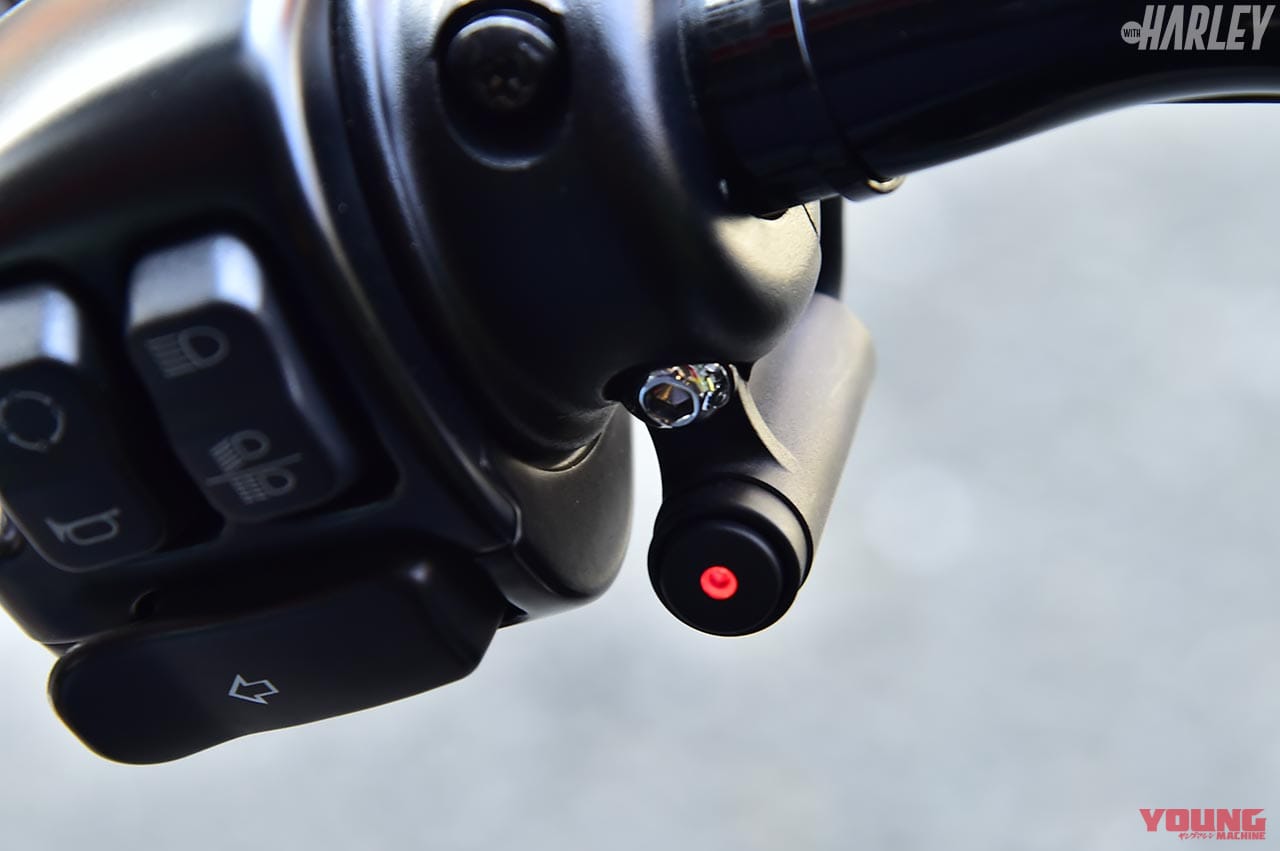 マフラーの音量を変えるスイッチ|M8ハーレーチューニングのキモ=ジャパンスペックカム【FXBBストリートボブ】