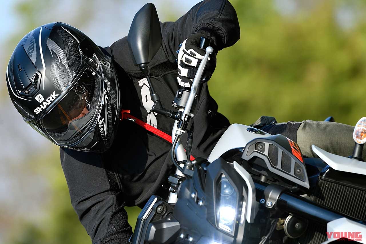 フランス発のヘルメット シャーク Dスクワール2 クールなフォルムに高い機能性 Webヤングマシン 新車バイクニュース フランス発のヘルメット シャーク Dスクワール2 クールなフォルムに高い機能性 Webヤングマシン 新車バイクニュース