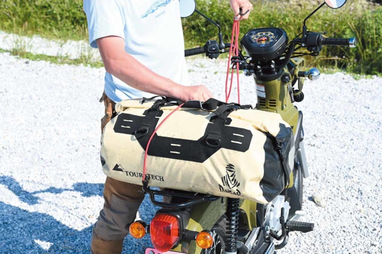 キャンプ道具バイク積載術〈ショックコード編〉【ソロで楽しむバイクキャンプ入門】|バイクでキャンプツーリング:キャンプ道具積載術(ショックコード編)