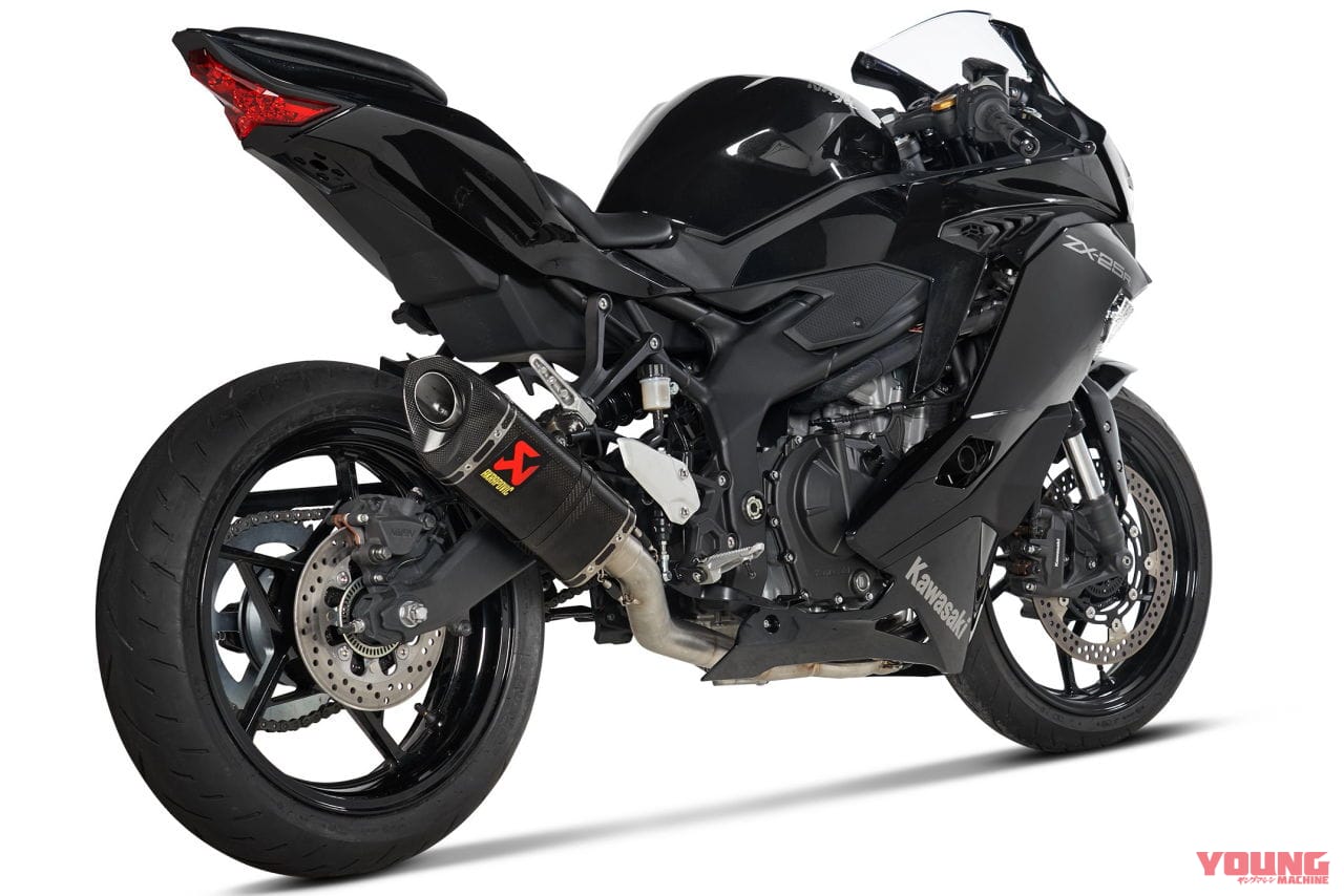 ニンジャZX-25Rとアクラポヴィッチ マフラー|ニンジャZX-25Rの実測パワーグラフを入手! アクラポヴィッチ製マフラーは中速域で約2ps以上アップ