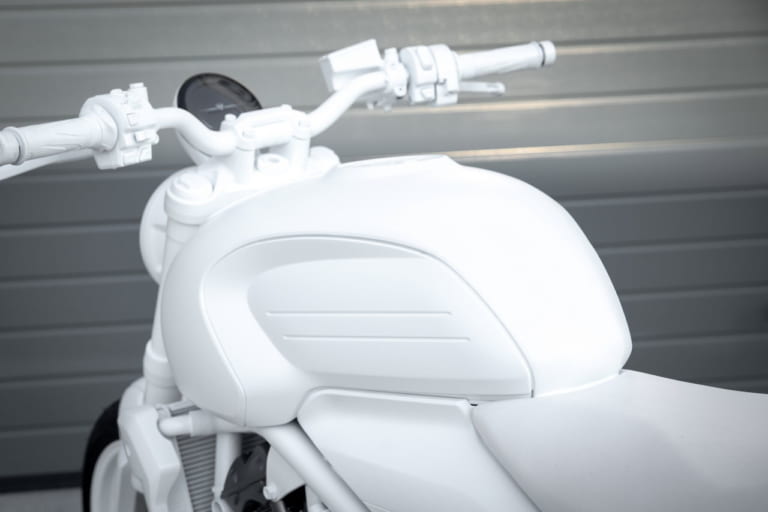 トライアンフ「トライデント」デザインプロトタイプ|トライアンフ「トライデント」復活! プロトタイプ発表からの実車は来春|ミドルクラスに新風