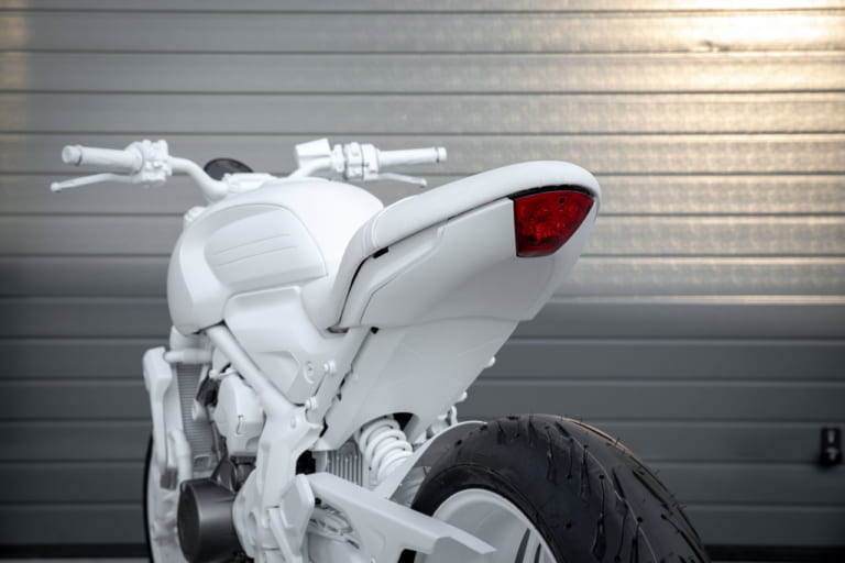 トライアンフ「トライデント」デザインプロトタイプ|トライアンフ「トライデント」復活! プロトタイプ発表からの実車は来春|ミドルクラスに新風