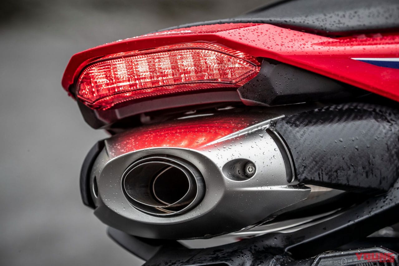 ホンダ CBR600RR|ホンダ新型CBR600RRの姿をキャッチ! シフターや足まわりはどうなっている?