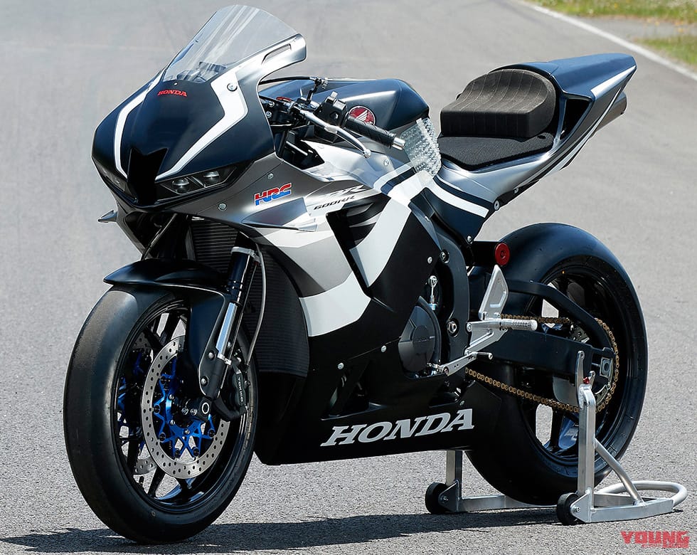 ホンダCBR600RRレースベース車|ホンダ・レーシング(HRC)から「CBR600RRレースベース車」登場! この黒は市販車にもアリ?