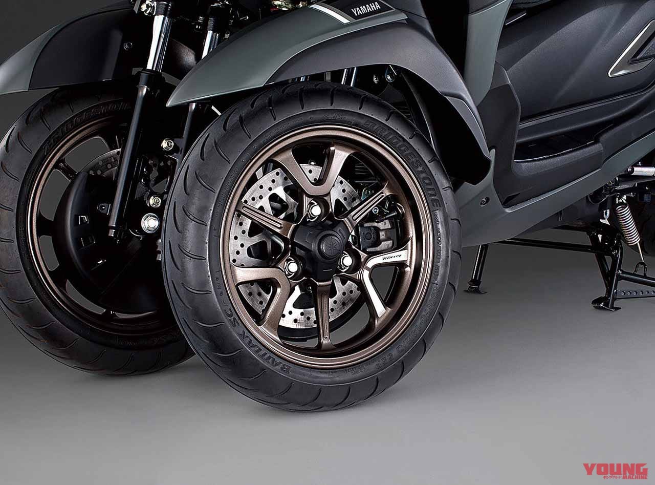 トリシティ300 ヤマハ|本当に転ばないバイクへ、また一歩! ヤマハ「トリシティ300」自立アシスト機能を携えて登場