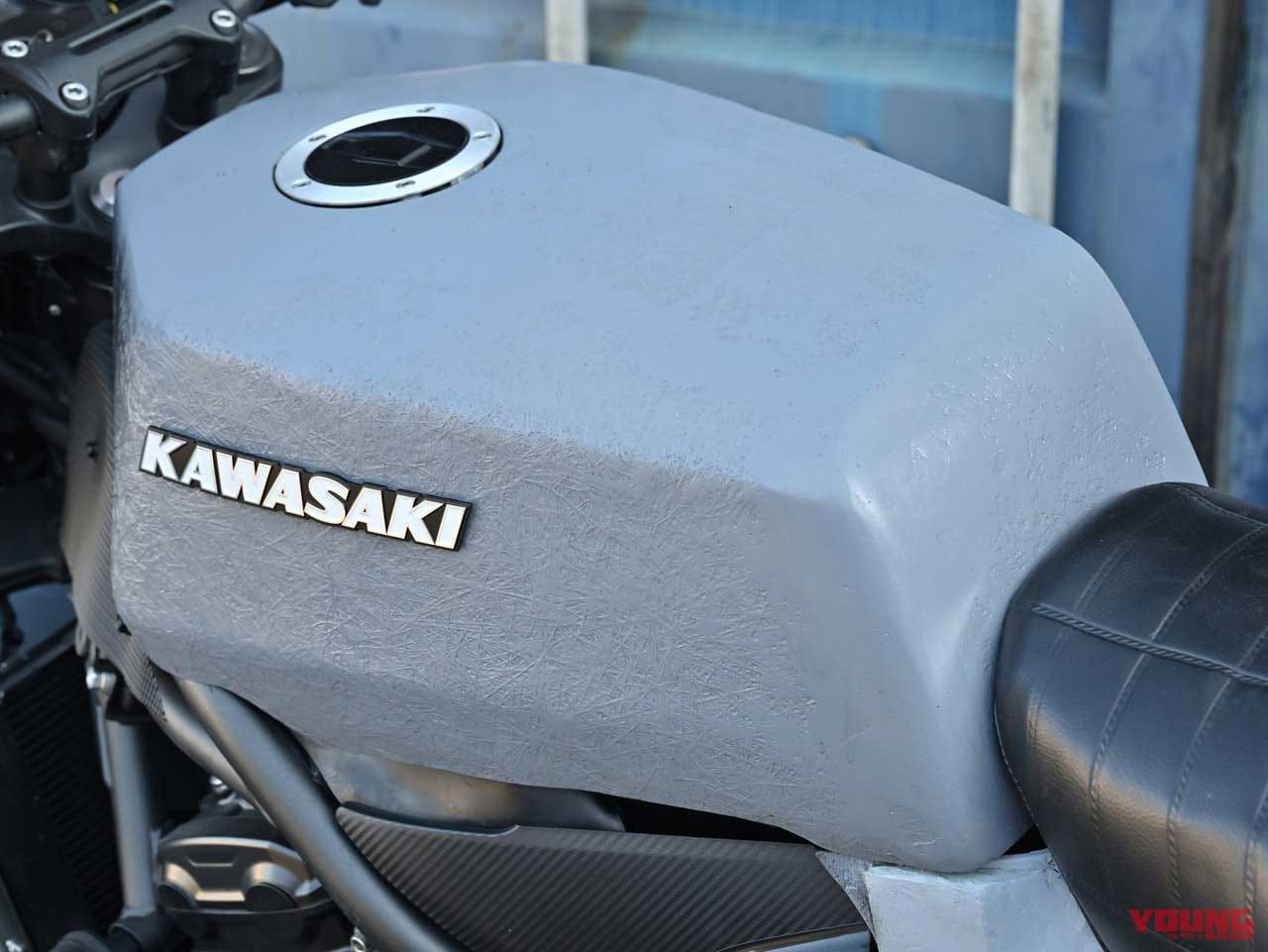 |Z900RSが名車ローソンレプリカに即変身!【ドレミコレクションのコスプレスタイル】