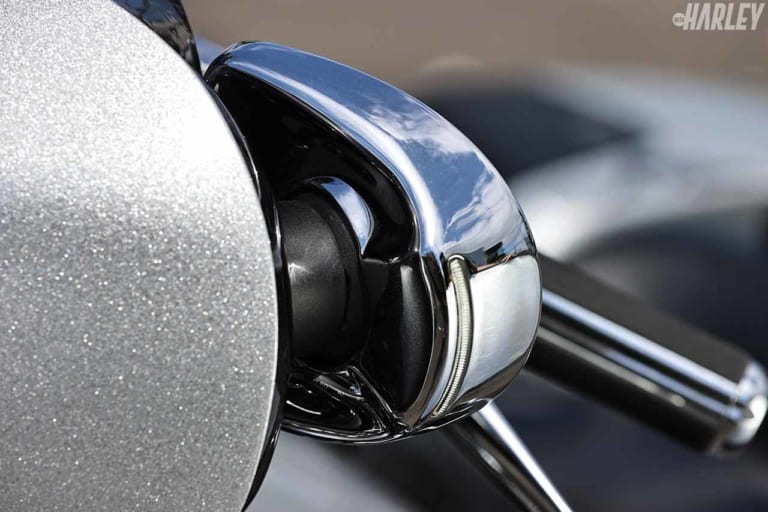 ハーレーダビッドソンFLHXSEストリートグライドCVOカスタム|最高級ツアラー・ストリートグライドCVOをカスタム【ハーレートレンドNEWS】