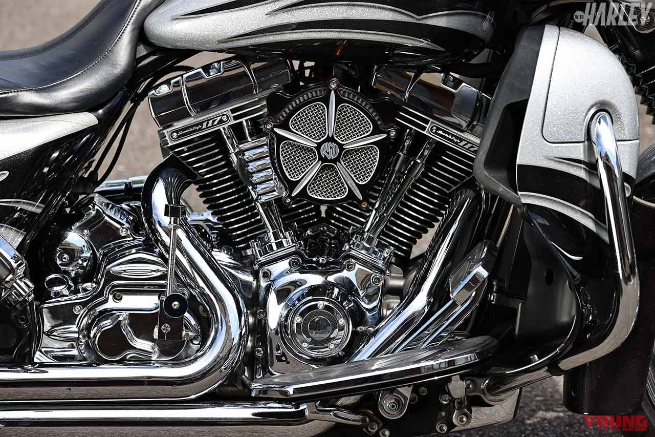 ハーレーダビッドソンFLHXSEストリートグライドCVOカスタム|最高級ツアラー・ストリートグライドCVOをカスタム【ハーレートレンドNEWS】