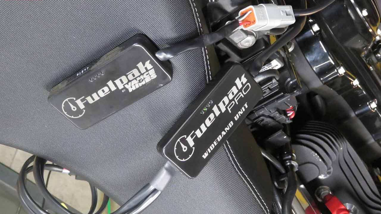 ハーレーチューニングデバイス Fp3 のベストセッティングは正規取扱店で Hsc Webヤングマシン 最新バイク情報 ハーレーチューニングデバイス Fp3 のベストセッティングは正規取扱店で Hsc Webヤングマシン 最新バイク情報