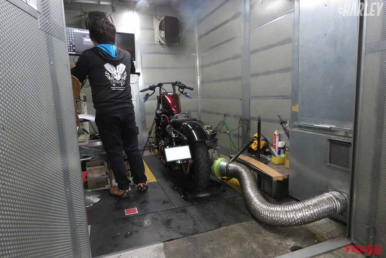 インジェクションチューニング中|ハーレーチューニングデバイス「FP3」のベストセッティングは正規取扱店で【HSC】